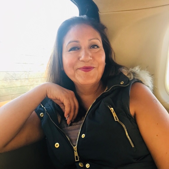 Meet your Posher, Em - Picture 1 of 1